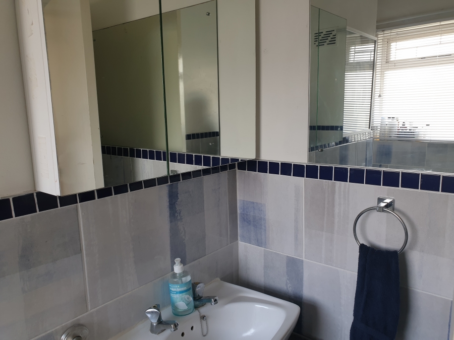 To Let 3 Bedroom Property for Rent in Diep River Western Cape